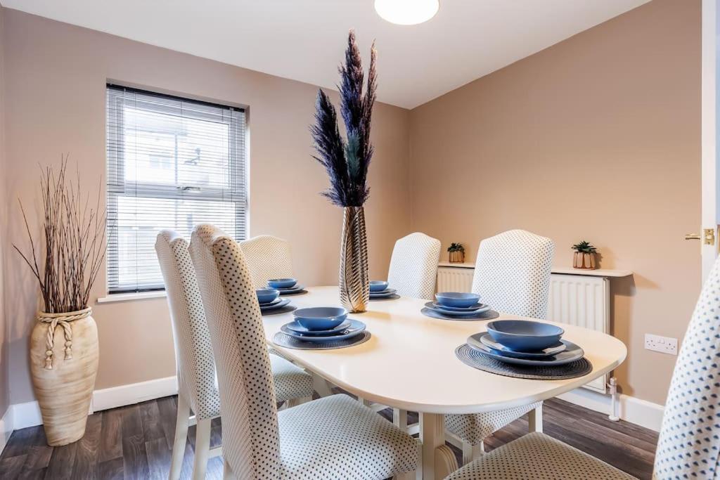 Weekly Monthly Deal-4 Beds-Large House-Driveway By Lima Apartments Ltd Bournemouth Exterior photo